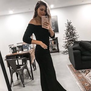 Badgely Mischka Black Cold Shoulder Gown